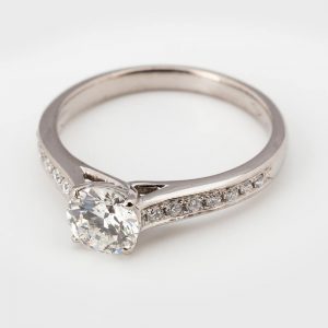 Contemporary 0.61 Carat Diamond Solitaire Engagement Ring
