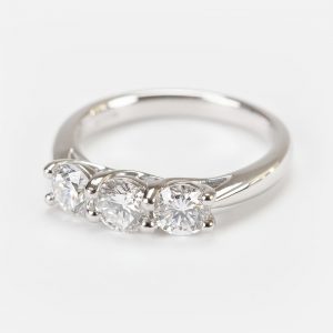 Diamond 3 stone Ring