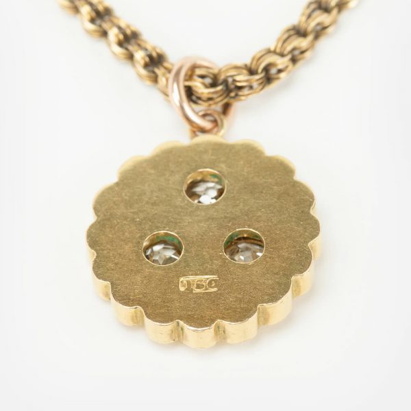 Fine Jewels Of Harrogate 15 ct Circular Gold Diamond Set Pendant Chain