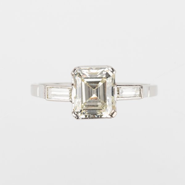 Fine Jewels of Harrogate Art Deco 1.85 carat Emerald Cut Diamond Solitaire Engagement Ring Circa 1920s
