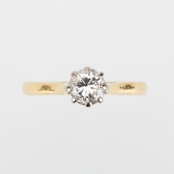 Fine Jewels of Harrogate Modern 0.65 Carat Round Brilliant Cut Diamond Solitaire Engagement Ring