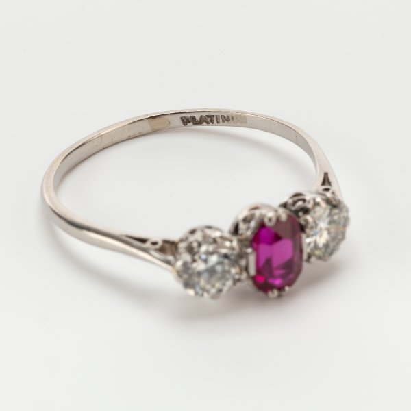 Fine Jewels of Harrogate Art Deco 0.56 Carat Ruby and 0.70 Carat Diamond Trilogy Three Stone Engagement Ring circa 1920's