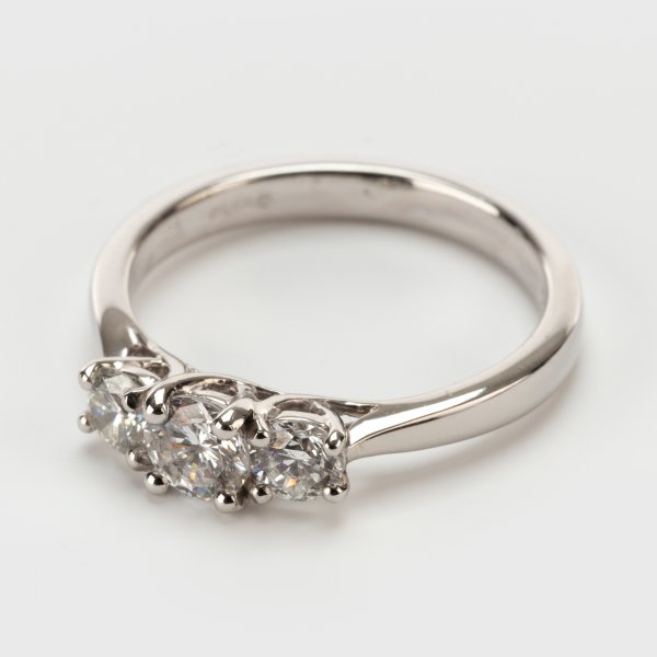 Fine Jewels of Harrogate Contemporary 0.75 Carat Diamond Three Stone Trilogy Engagement Ring