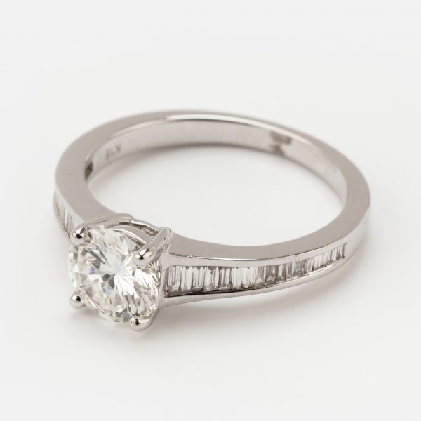 Fine Jewels of Harrogate Contemporary 1.04 Carat Diamond Solitaire Engagement Ring