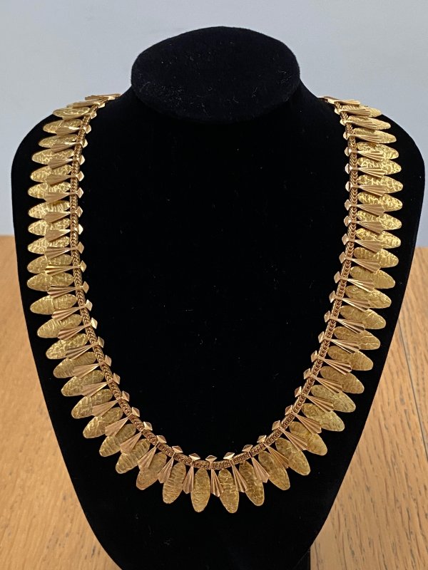 Fine Jewels of Harrogate Vintage French 18 Carat Gold Collar Necklace Circa 1970's