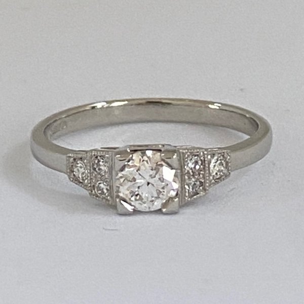 Fine Jewels of Harrogate Contemporary 0.39 Carat Old Round Brilliant Cut Diamond Solitaire Engagement Ring