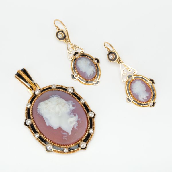 Fine Jewels of Harrogate Antique Victorian French Hardstone Cameo Pearl and Enamel Pendant and Earring Suite Circa 1870's